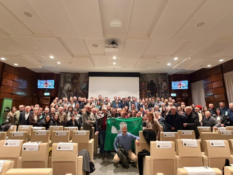 Farmacia Mauri di Ponte San Pietro premiata come Attività Storica