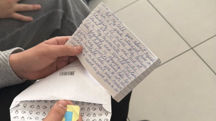 Un ponte di lettere e speranza: gli studenti di Bonate Sopra ricevono le risposte dall’Ucraina – FOTOGALLERY