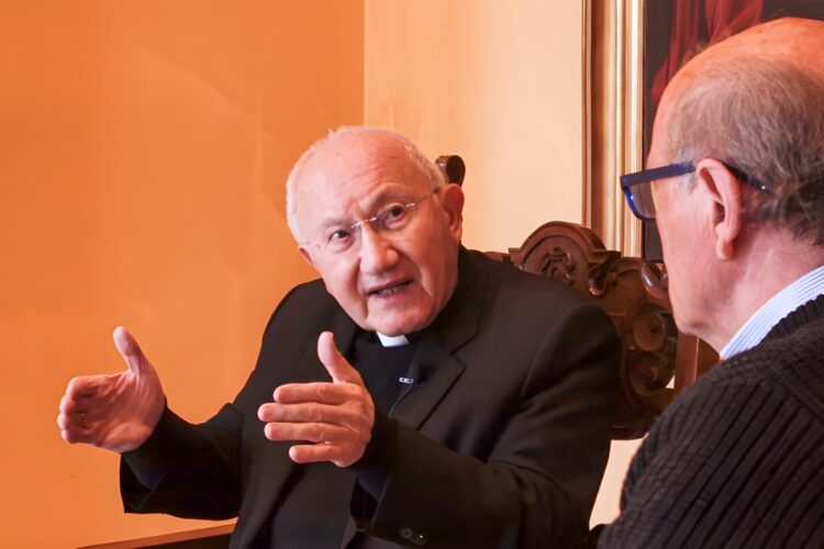 “Dio chiama ancora”: Monsignor Cavalli si racconta, dai vertici della diplomazia vaticana al cuore di Medjugorje – L’INTERVISTA di Eli Pedretti