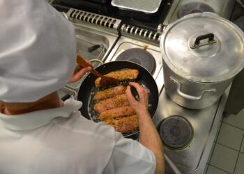 Tutte le 128 offerte di lavoro in Provincia di Bergamo: dall’ingegnere al cuoco