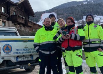“Costa fatica, ma fa bene al cuore”: da Bonate Sopra alle Olimpiadi, la lezione di vita della Protezione Civile