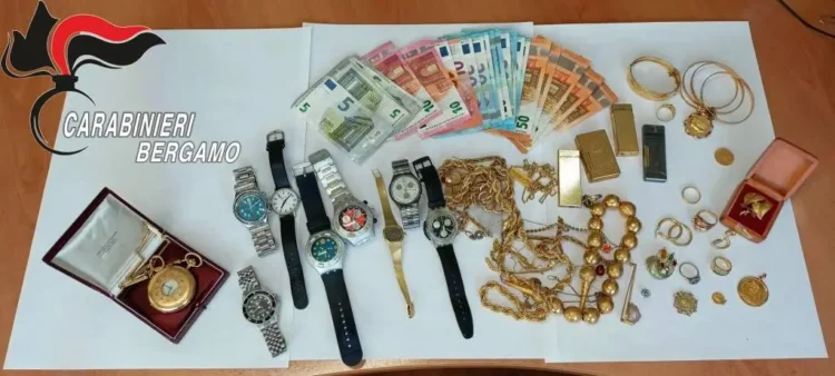 Curno e Lallio, la truffa dei finti carabinieri finisce in manette: due arresti e refurtiva recuperata