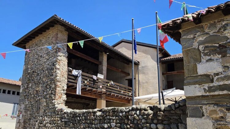Macchina del tempo a Solza: il Medioevo prende vita al Castello Colleoni tra rievocazioni e visite guidate