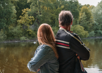 Adolescenti e adulti, come dialogare? A Mozzo parte il percorso “Senti chi parla?!”