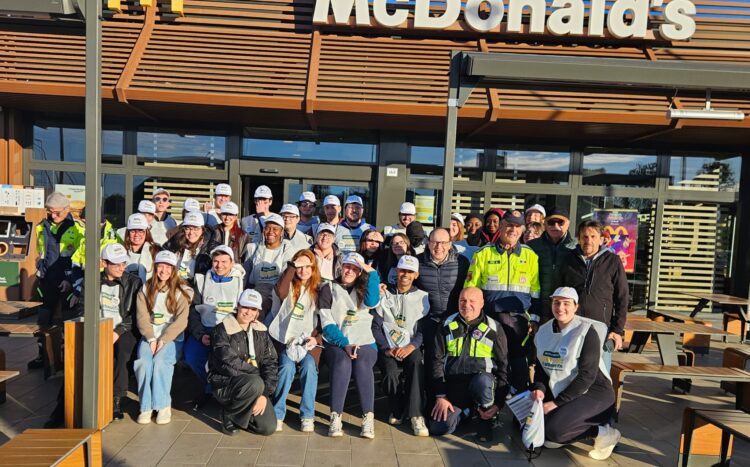 Mapello pulisce l’ambiente: oltre 80 volontari in campo con le scuole, GEAM e McDonald’s – FOTOGALLERY