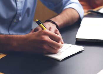 Le 140 offerte di lavoro in Provincia di Bergamo: dal commesso all’operaio